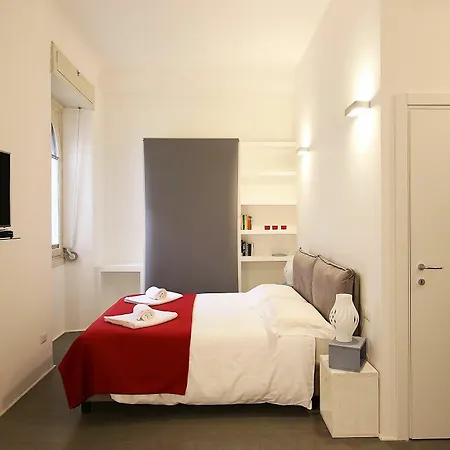 And House Bianca Di Savoia Apartment